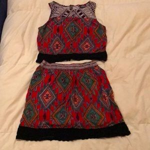 Matching crop top and skirt set by Angie. Perfect for summer!!
